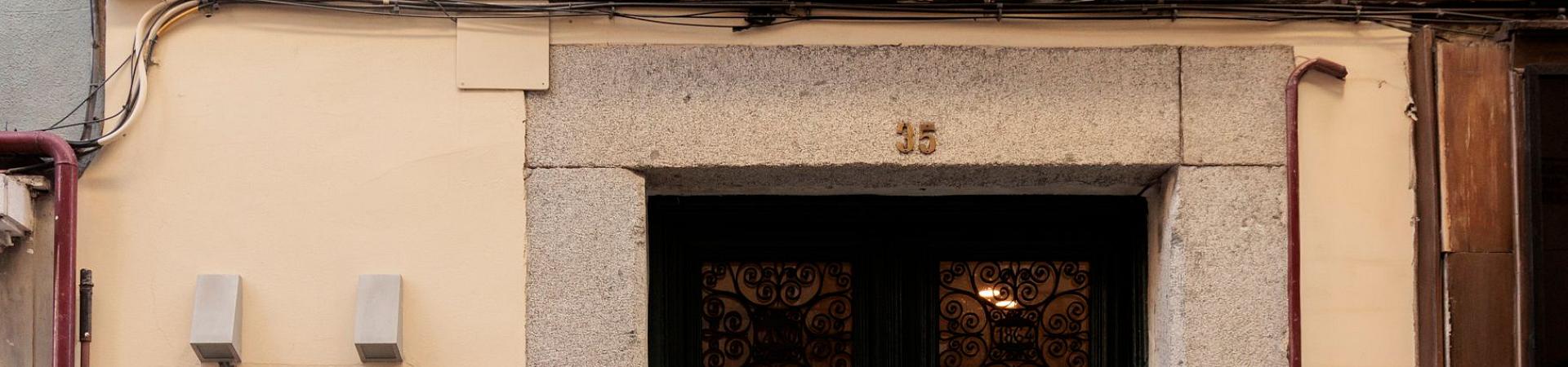Blume Cruz Suites Legal Warning