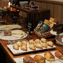 Breakfasts at Blume Cruz Suites